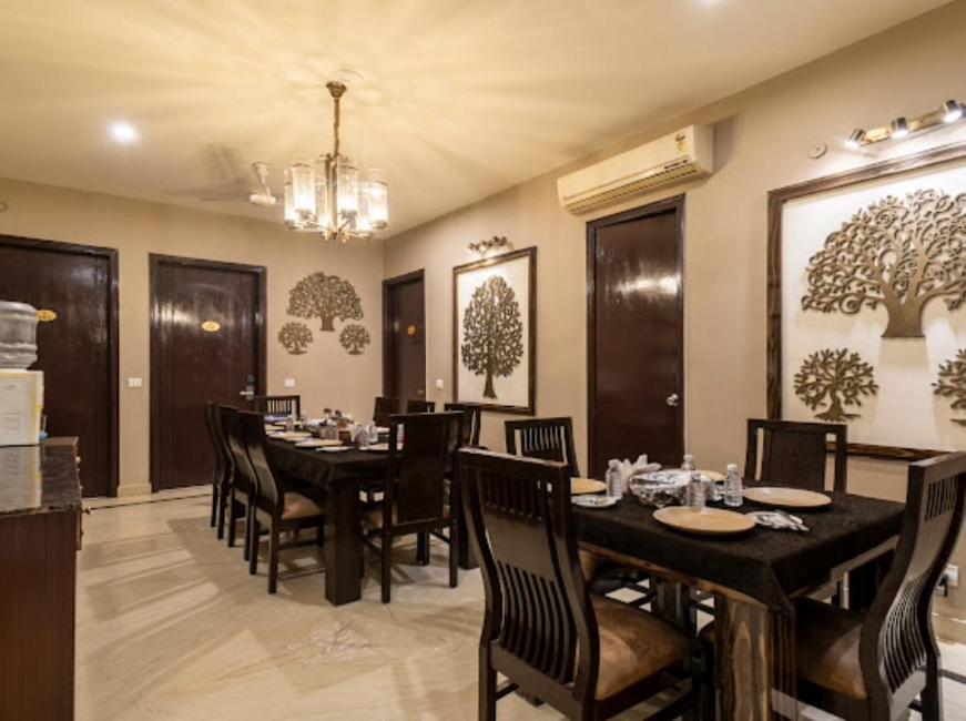 Hotel Imperial Park Sector 45 구르가온 외부 사진